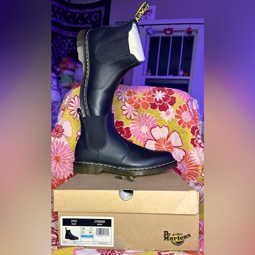 Size 12 Unisex Black 2976 Nappa Dr. Martens